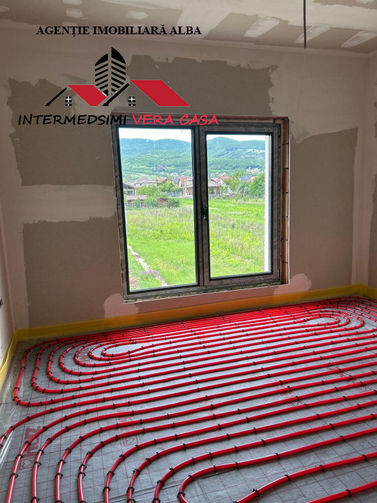 Casa noua 4 camere, 2 bai de vanzare Alba- Micesti partea dreapta.
