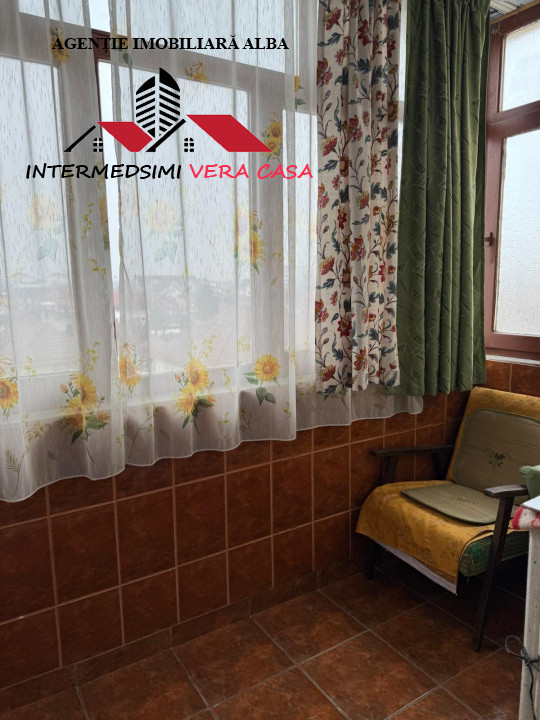 Apartamenyt 3 camere 2 bai de vanzare Alba iulia ( McDonalds)