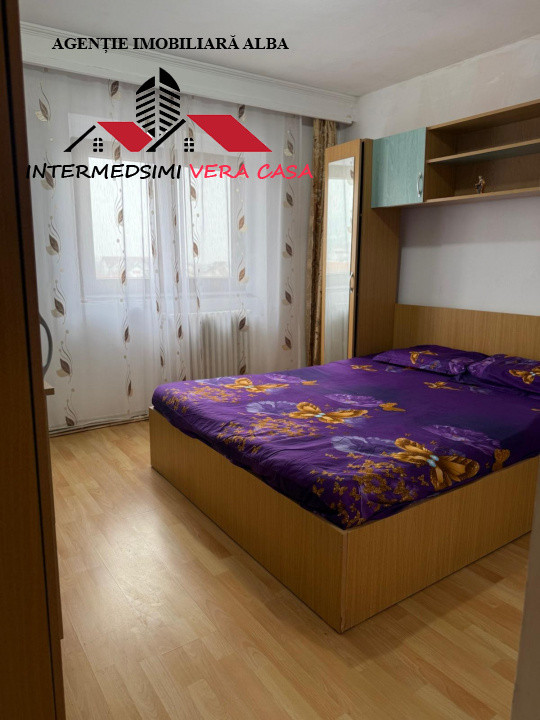 Apartamenyt 3 camere 2 bai de vanzare Alba iulia ( McDonalds)