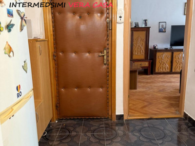 Apartamenyt 3 camere 2 bai de vanzare Alba iulia ( McDonalds)