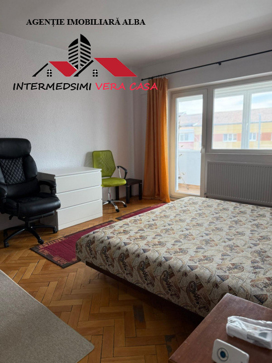 Apartament 3 camere 2 bai de vanzare Alba iulia Cetate zona Mercur