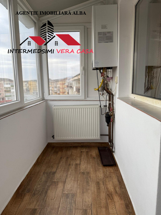 Apartament 3 camere 2 bai de vanzare Alba iulia Cetate zona Mercur