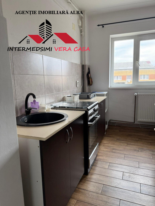 Apartament 3 camere 2 bai de vanzare Alba iulia Cetate zona Mercur