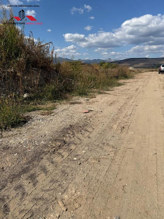 Teren intravilan 391 mp de vanzare in Micesti zona Sesuri