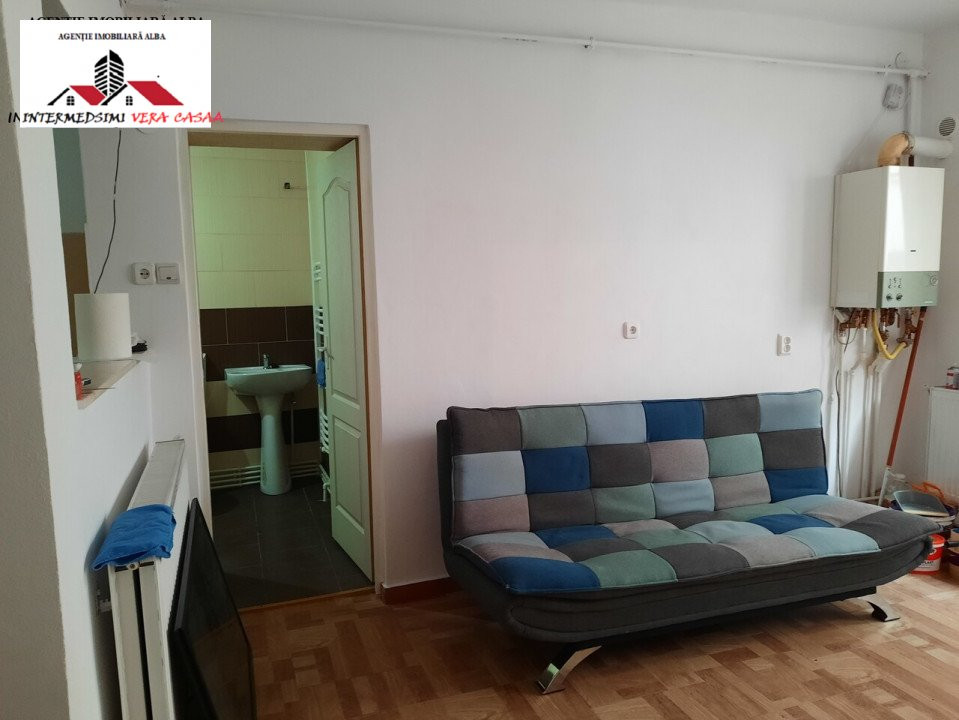 OFERTA! Casa cu 3 camere 63 mp de vanzare Sebes zona Centru 