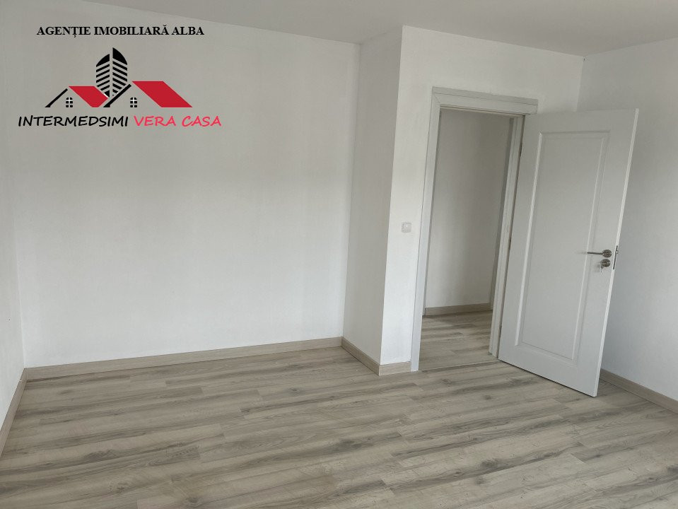 OFERTA! Casa insiruita 4 camere 110 mp de vanzare Alba- Micesti partea dreapta