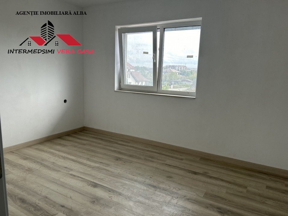 OFERTA! Casa insiruita 4 camere 110 mp de vanzare Alba- Micesti partea dreapta