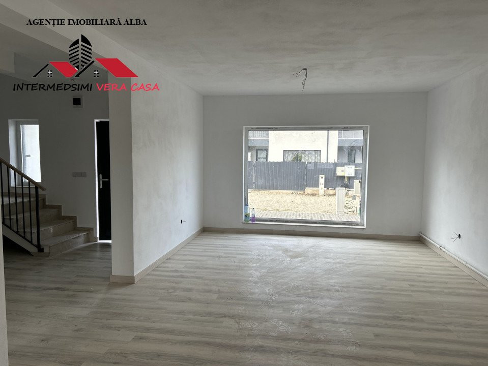 OFERTA! Casa insiruita 4 camere 110 mp de vanzare Alba- Micesti partea dreapta