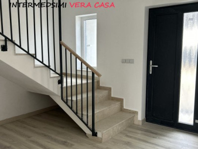 OFERTA! Casa insiruita 4 camere 110 mp de vanzare Alba- Micesti partea dreapta