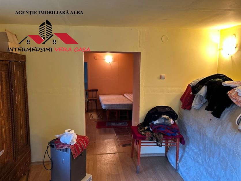 Casa 4 camere de vanzare in Ohaba Jud Alba